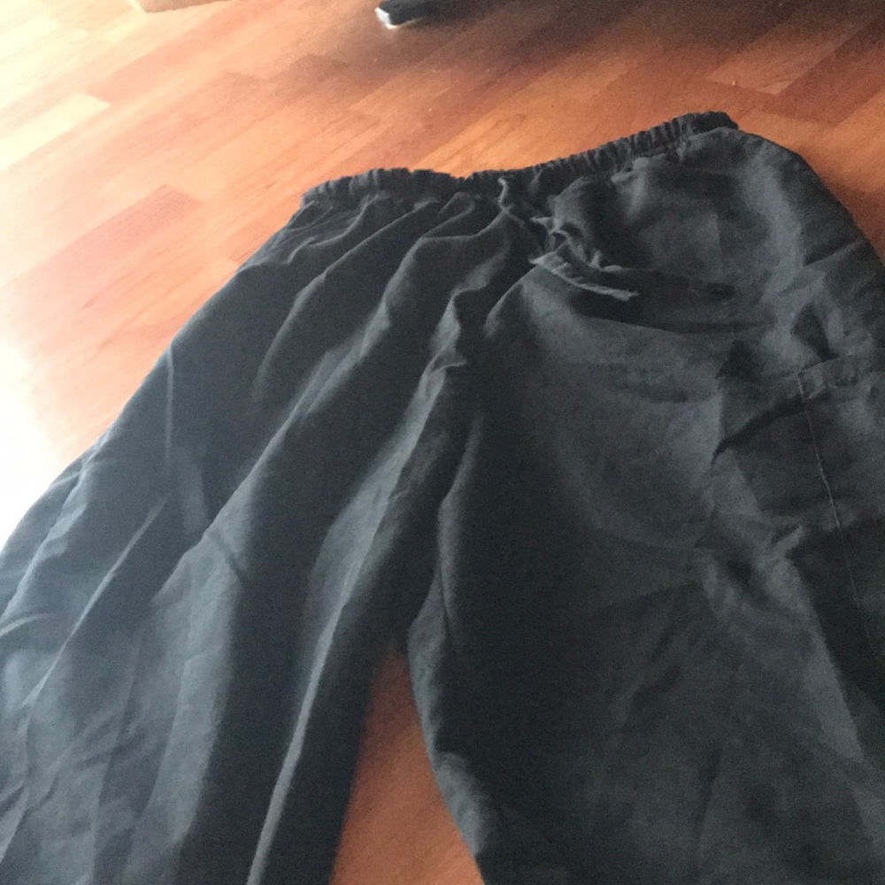 Scrub pants